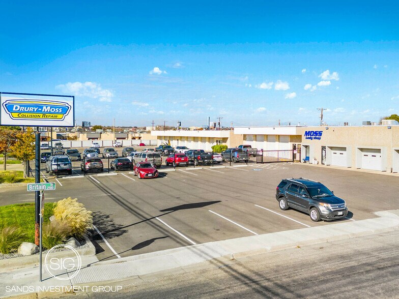 Primary Photo Of 3000 SW 26th Ave, Amarillo Auto Repair For Sale