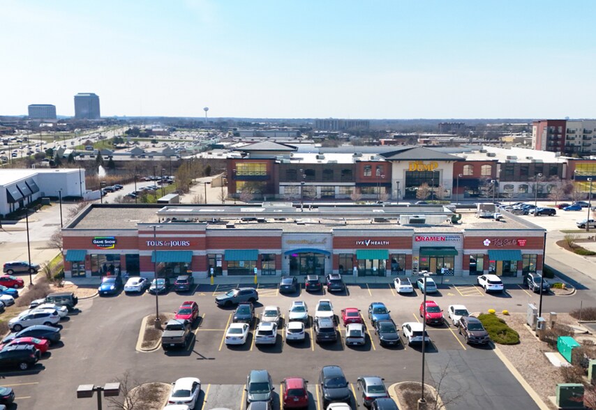 More Photos Of 2820 S Highland Ave, Lombard General Retail For Lease