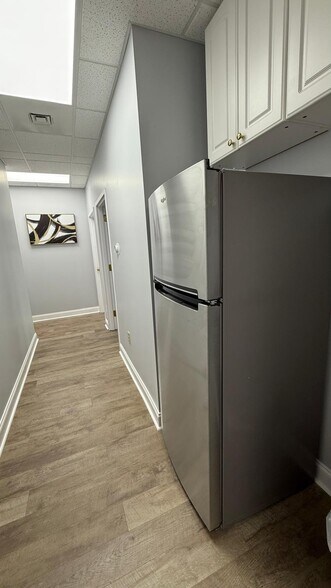 More Photos Of 1516 Village Harbor Dr, Clover Storefront Retail Office For Sale