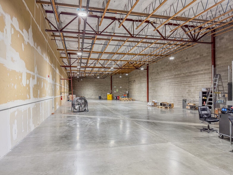 More Photos Of 1661 Fowler St, Richland Office For Lease