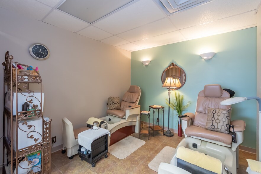 More Photos Of 3920 Nowata Rd, Bartlesville Freestanding For Sale