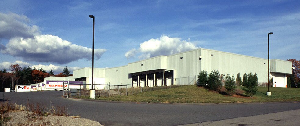 More Photos Of 15 Liberty Way, Franklin Distribution For Lease