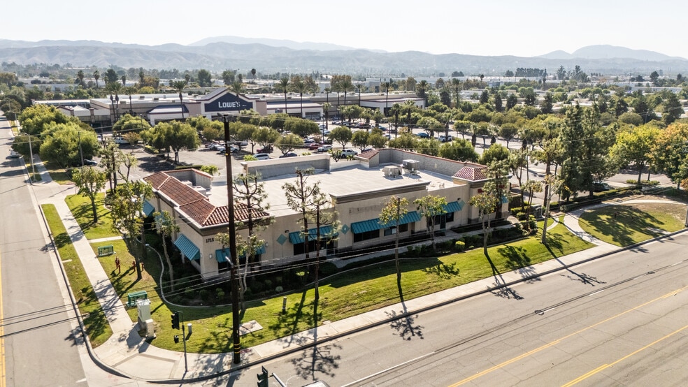 More Photos Of 1715 W Redlands Blvd, Redlands Storefront Retail Office For Lease