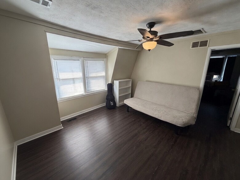More Photos Of 173 Princeton Ave, West View Apartments For Sale