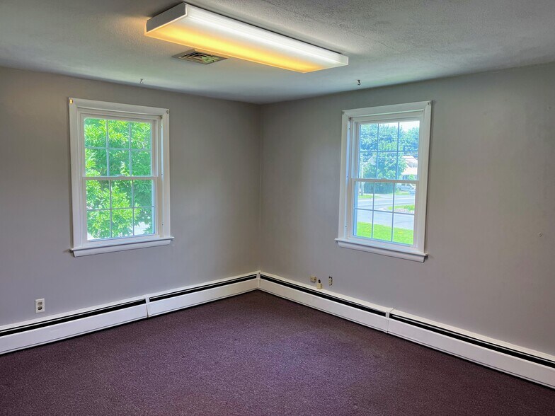 More Photos Of 29 Hartford Ave, Granby Office For Lease