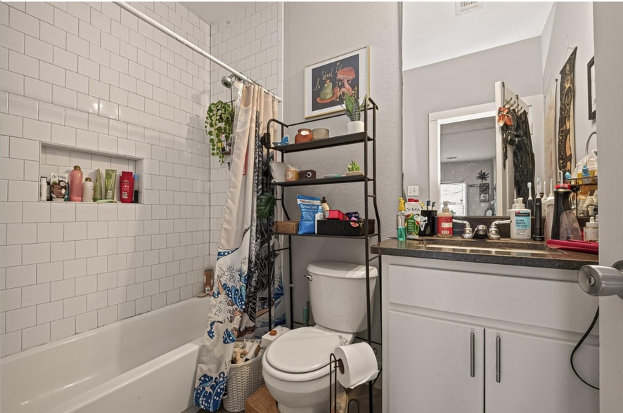 More Photos Of 1619 Dumble St, Houston Specialty For Sale