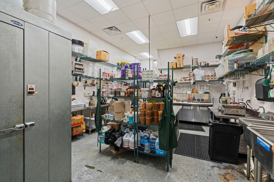 More Photos Of 1024 Highway A1A, Satellite Beach General Retail For Sale