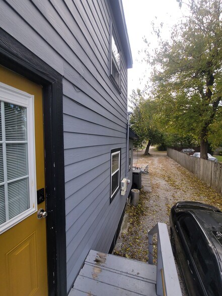 More Photos Of 2536 Indianapolis Ave, Indianapolis Apartments For Sale