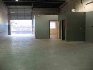 More Photos Of 1915 E 5th St, Vancouver Unknown For Lease