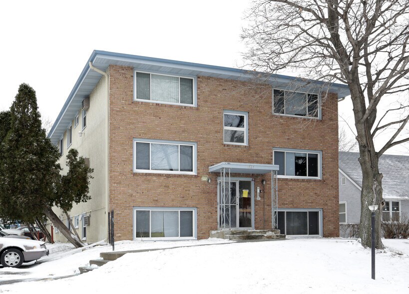 More Photos Of 4927-4935 University Ave NE, Columbia Heights Apartments For Sale