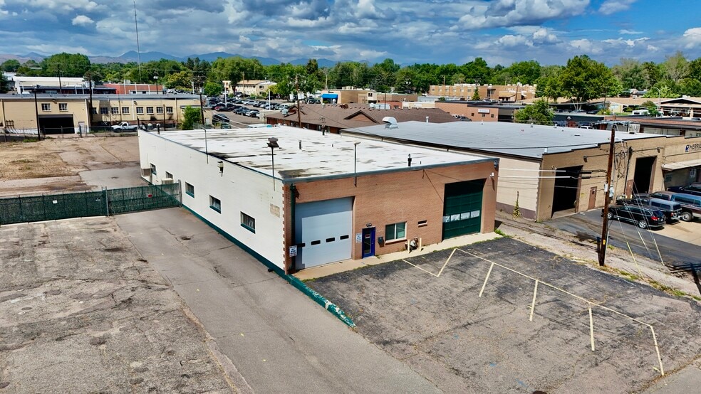 More Photos Of 1557 Yarrow St, Lakewood Auto Repair For Sale