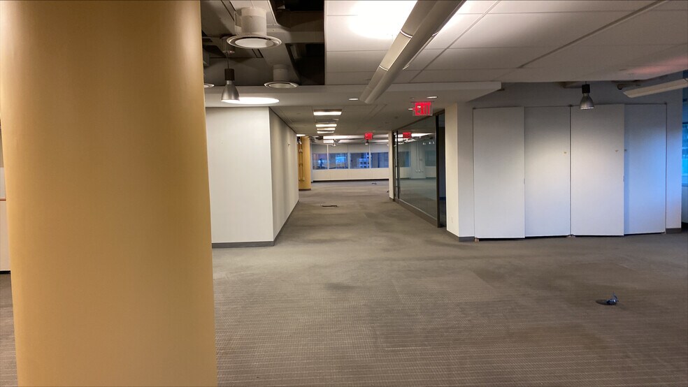 More Photos Of 805 Third Ave, New York Office For Lease