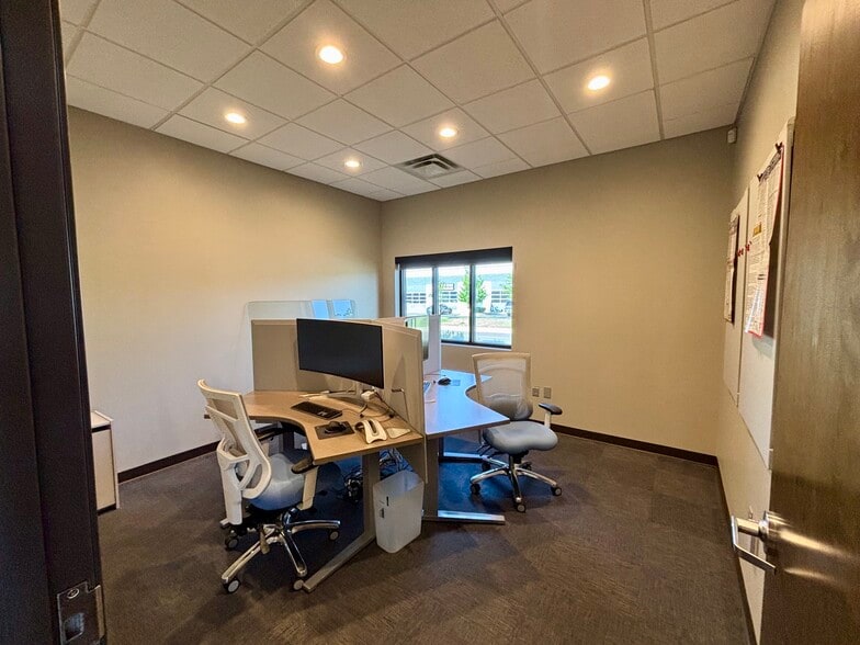 More Photos Of 2285 Manatt Ct, Castle Rock Warehouse For Lease