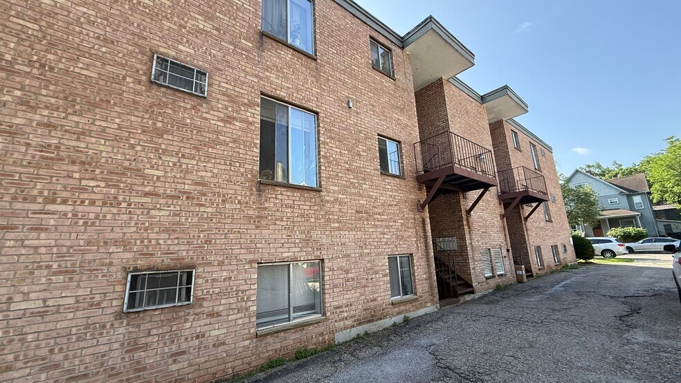 More Photos Of , Ann Arbor Multifamily For Sale