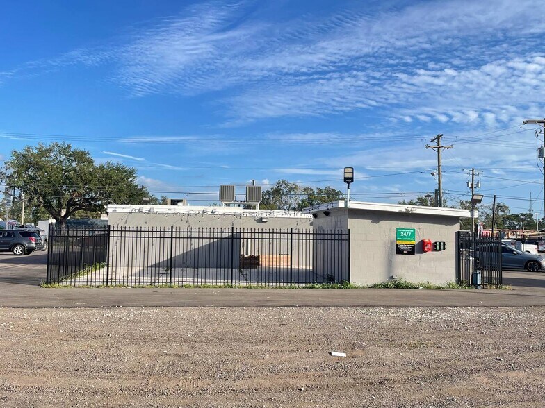 More Photos Of 7522 N Armenia Ave, Tampa Freestanding For Sale