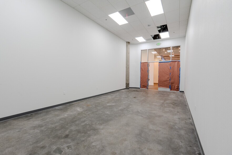 More Photos Of 750 S Oxford Ave, Los Angeles Apartments For Lease
