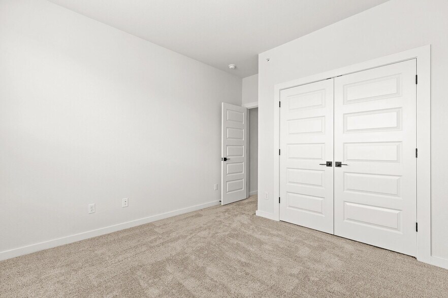 More Photos Of 2600 Gattis School Rd, Round Rock Apartments For Sale
