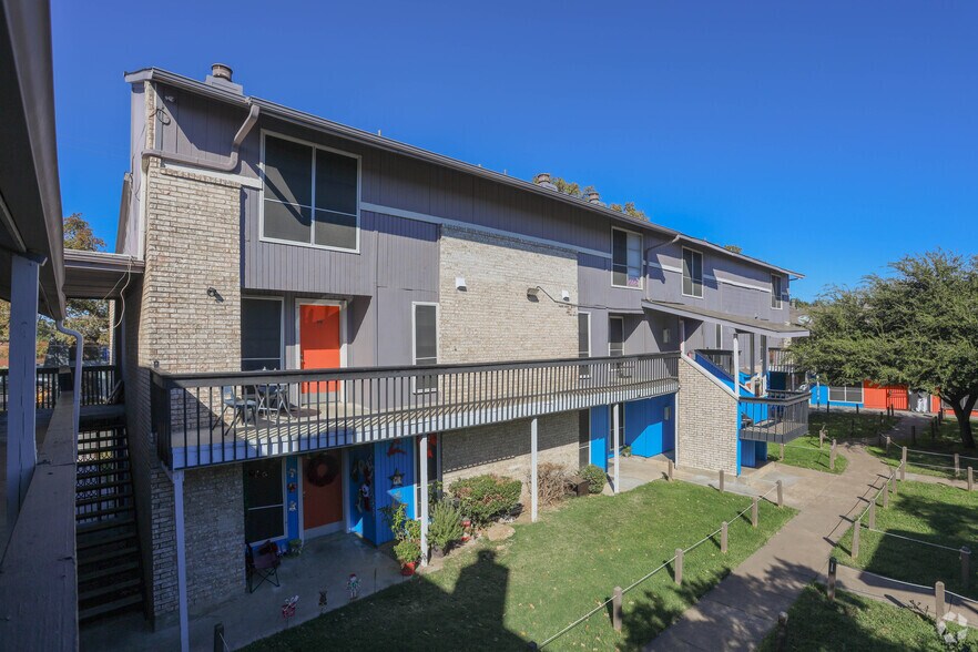 More Photos Of 2850 Clydedale Dr, Dallas Apartments For Sale