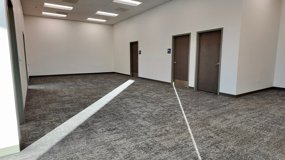 More Photos Of 2750 Simmons St, North Las Vegas Unknown For Lease