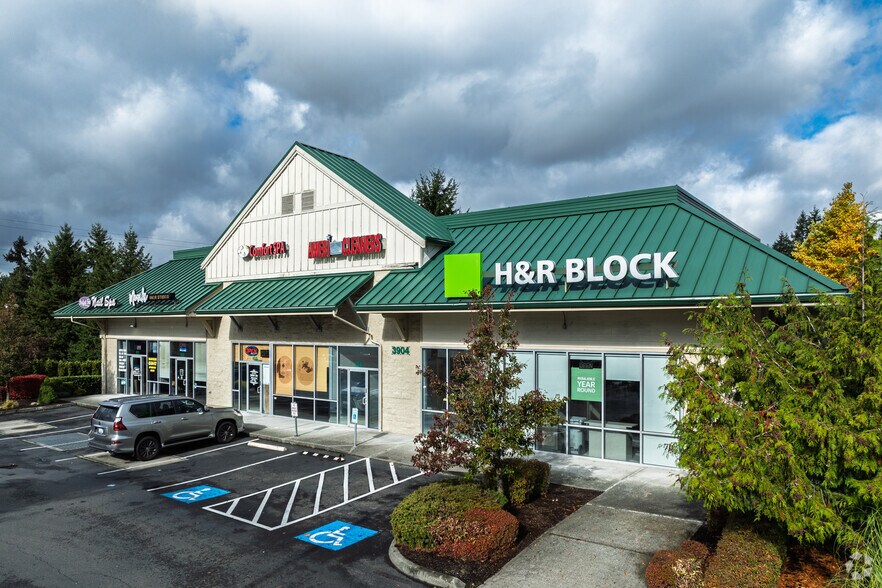 More Photos Of 3904 NE 4th St, Renton Storefront For Sale