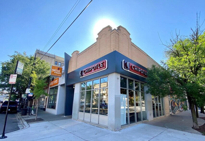 More Photos Of 1023-1025 W Belmont Ave, Chicago Storefront For Sale