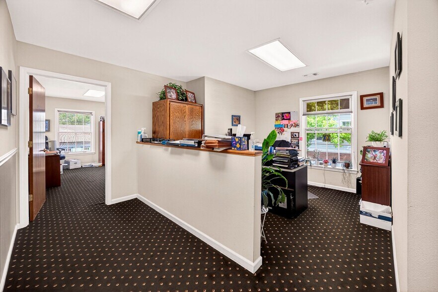 More Photos Of 20 Independence Cir, Chico Office For Sale