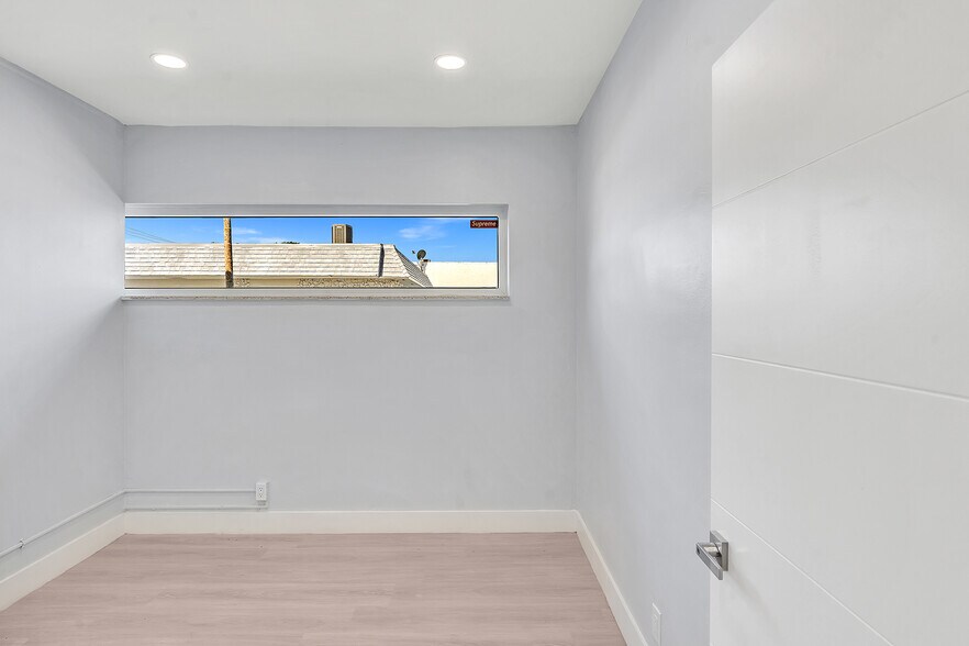 More Photos Of 6240-6244 Miramar Pky, Miramar Medical For Lease