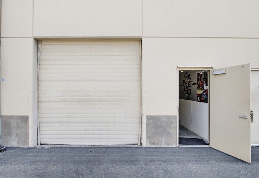 More Photos Of 1568 Lancaster Point Way, San Diego Flex For Sale