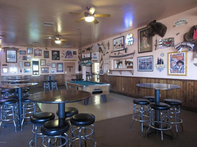 More Photos Of 60 S 10th St, Tombstone Restaurant For Sale