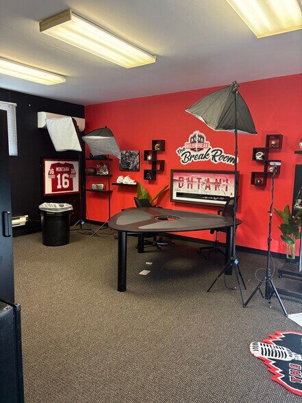 More Photos Of 2060 Walsh Ave, Santa Clara Unknown For Lease