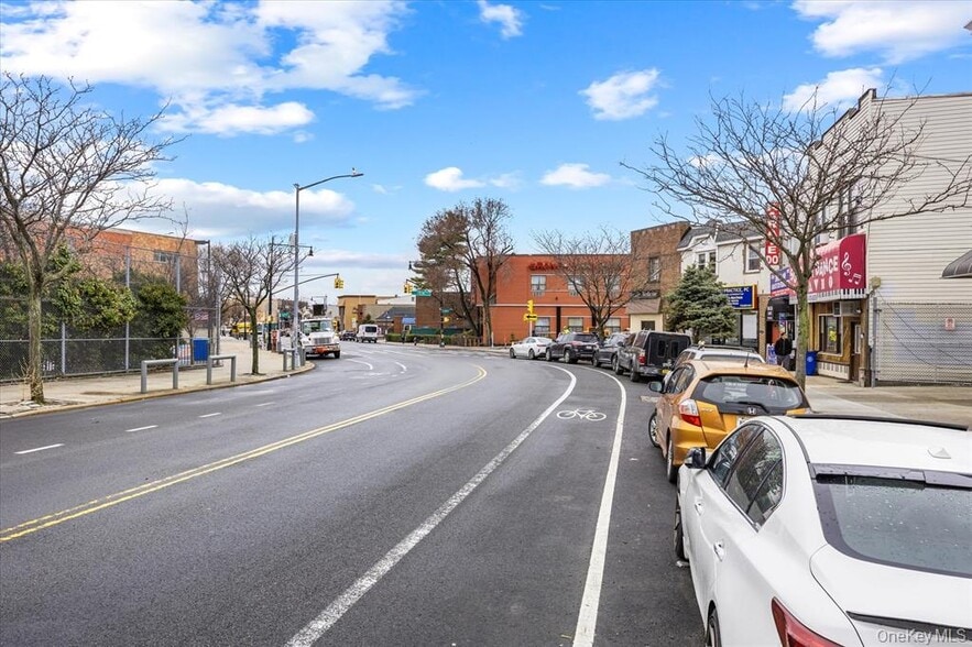 More Photos Of 7320 Grand Ave, Maspeth General Retail For Sale