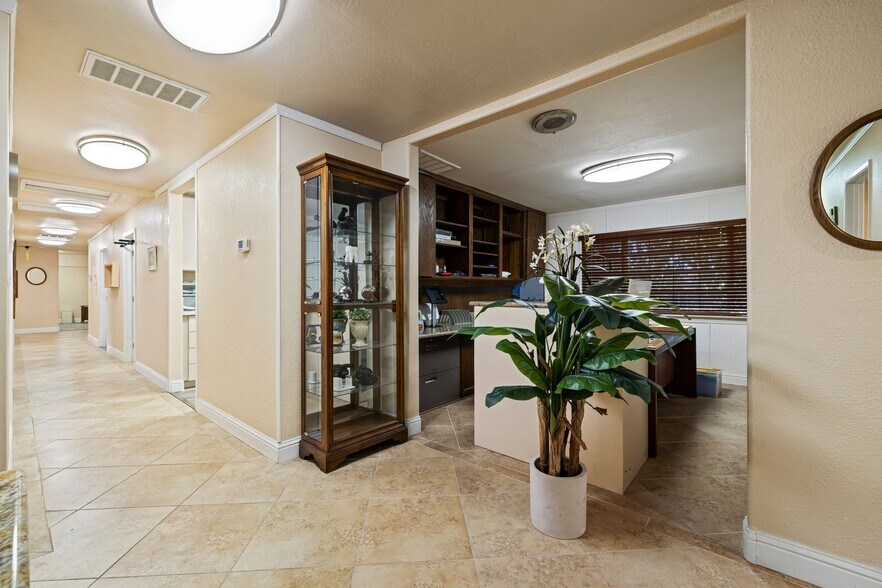 More Photos Of 7001 Greenback Ln, Citrus Heights Medical For Sale