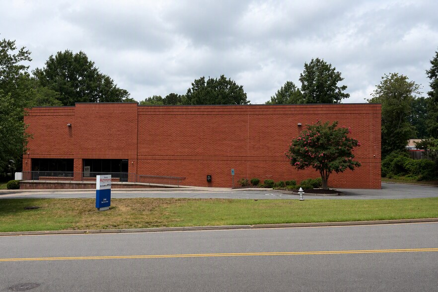 Primary Photo Of 3946 Deep Rock Rd, Richmond Warehouse For Lease