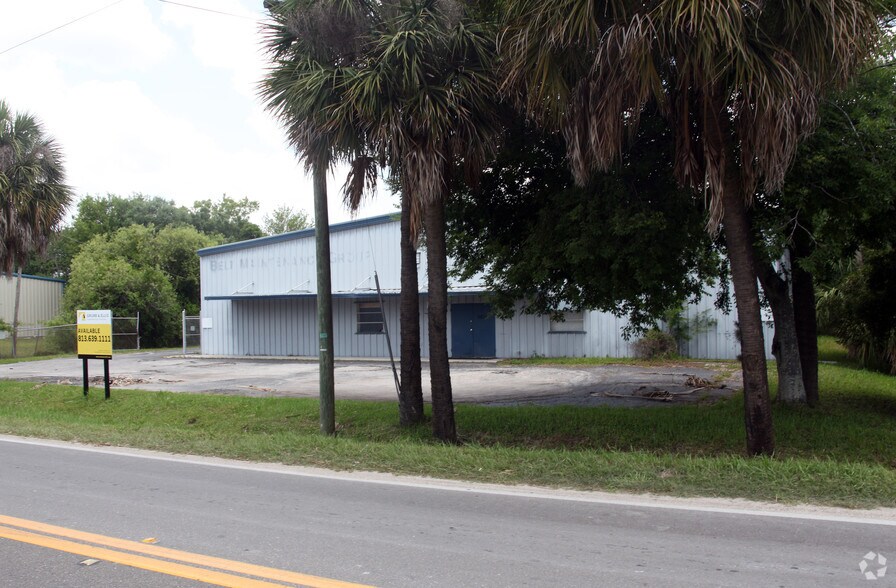 More Photos Of 4902 S 16th Ave, Tampa Warehouse For Lease