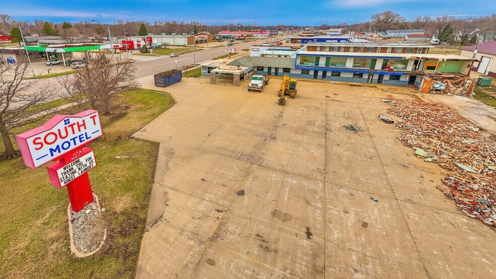 Primary Photo Of 1004 S Grand Ave, Spencer Land For Sale
