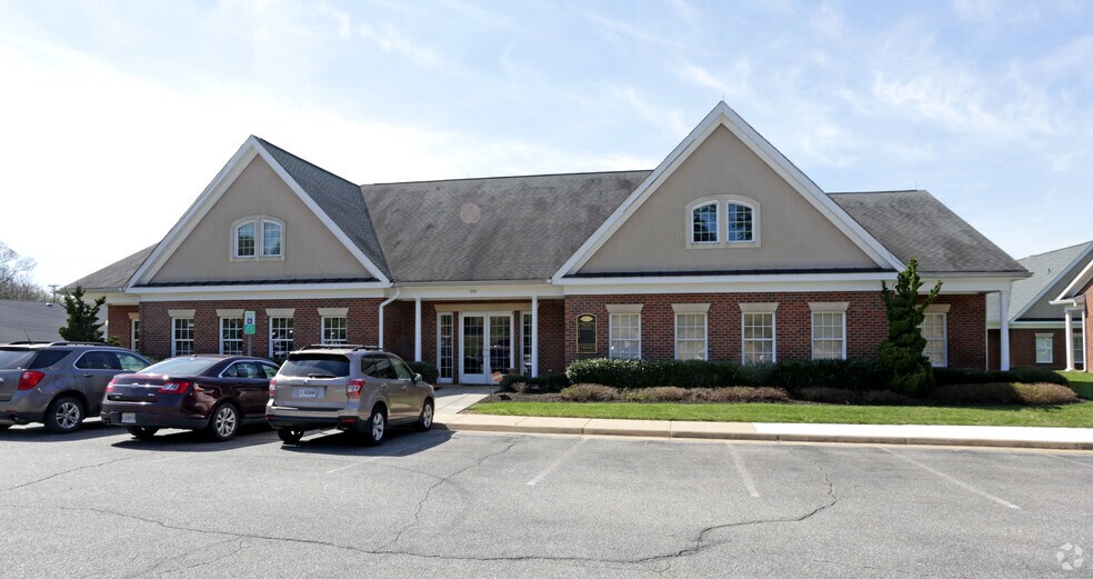 More Photos Of 10711 Spotsylvania Ave, Fredericksburg Medical For Lease