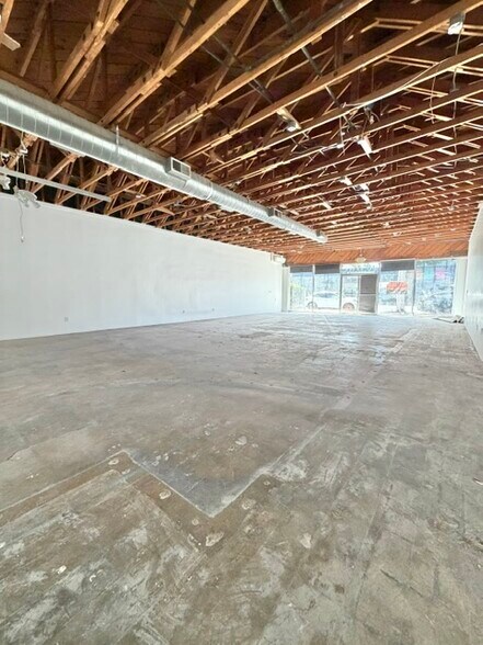 More Photos Of 1446 S Robertson Blvd, Los Angeles Storefront For Lease