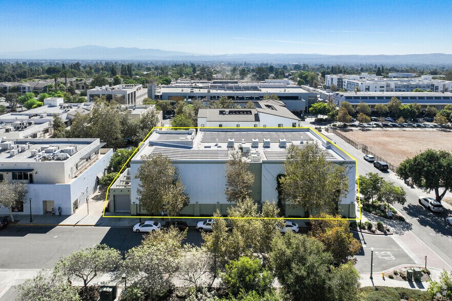 More Photos Of 450 W 2nd St, Claremont Movie Theatre For Sale