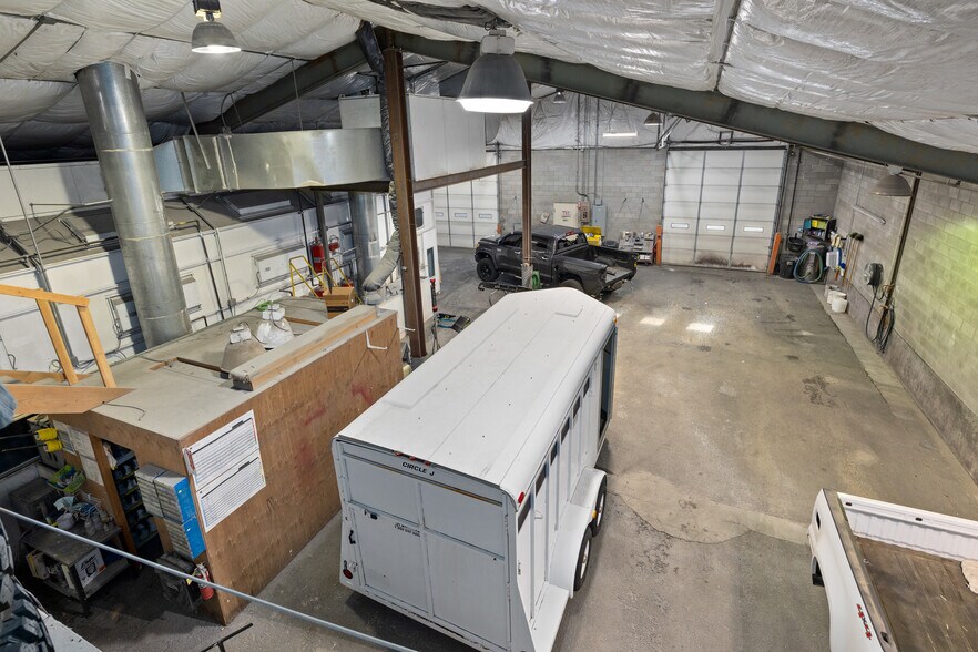 More Photos Of 303 N Wenas St, Ellensburg Service For Lease