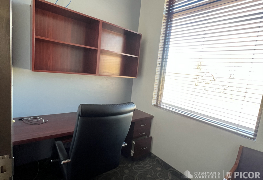 More Photos Of 2260 W Orange Grove Rd, Tucson Medical For Lease