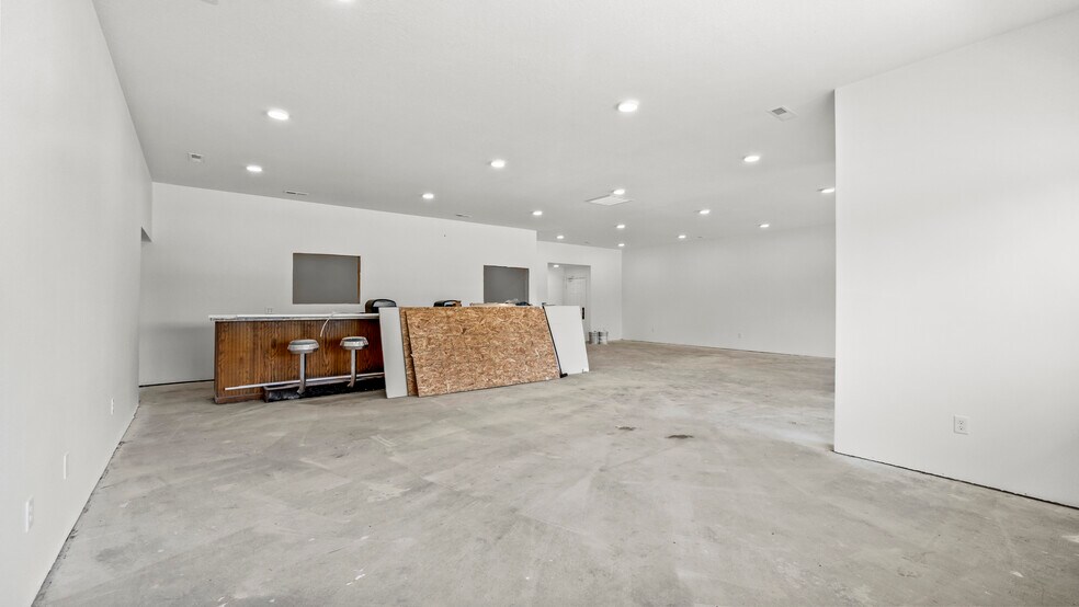 More Photos Of 6843 N Old 27, Fremont Storefront For Lease