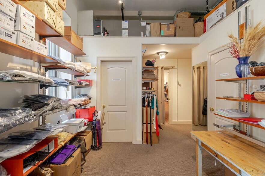 More Photos Of 313-323 Main St, Great Barrington Office For Lease