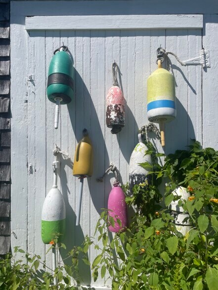 More Photos Of 3063 Bristol Rd, New Harbor Hospitality For Sale