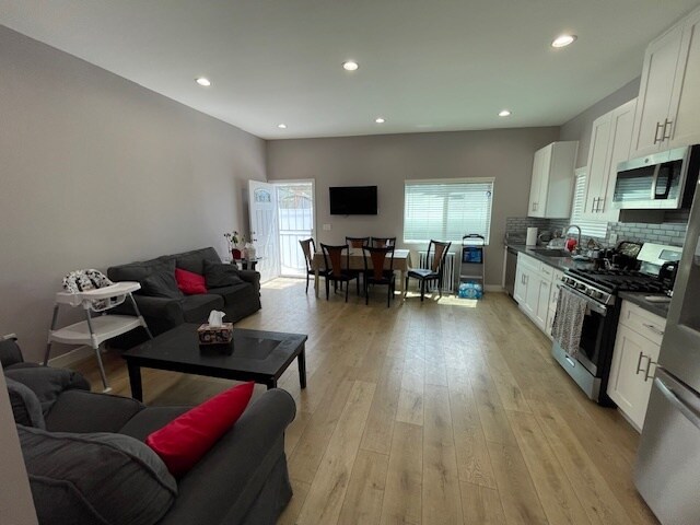 More Photos Of 10802 Crockett St, Sun Valley Apartments For Sale