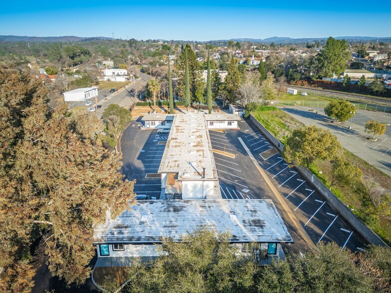 More Photos Of 2255 Bird St, Oroville Apartments For Sale