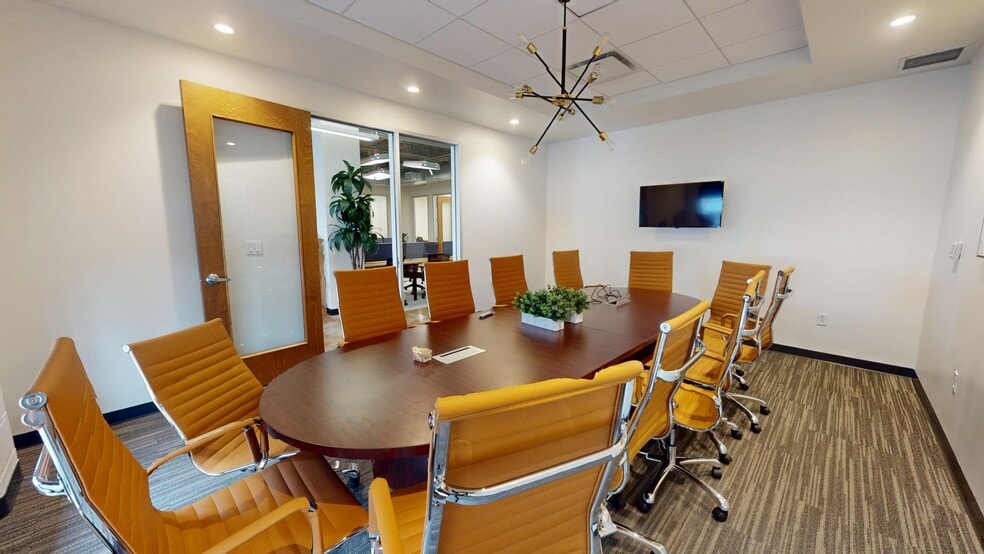 More Photos Of 6719 N Lamar Blvd, Austin Office For Lease