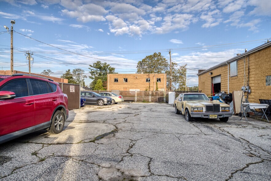 More Photos Of 220 White Horse, Egg Harbor City Auto Repair For Sale