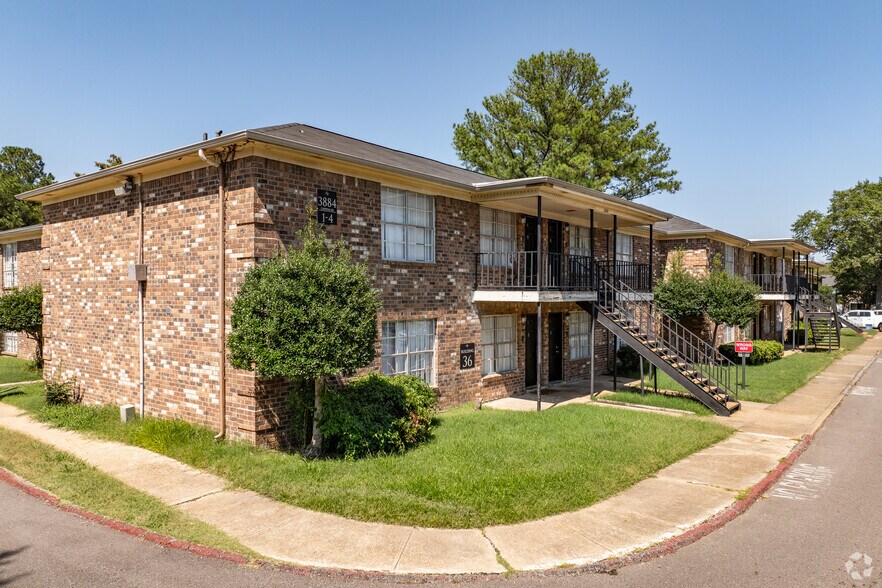 More Photos Of 3896 Chippewa Rd, Memphis Apartments For Sale