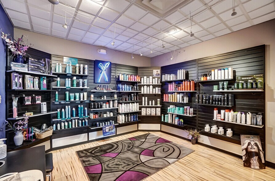 More Photos Of 805 S Dixie Dr, Vandalia General Retail For Sale