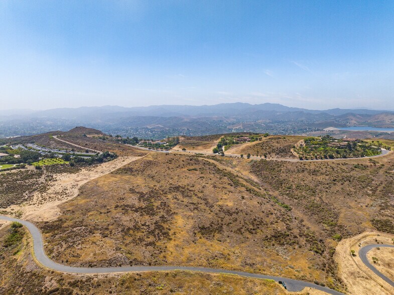 More Photos Of 70 Presidential dr, Simi Valley Land For Sale